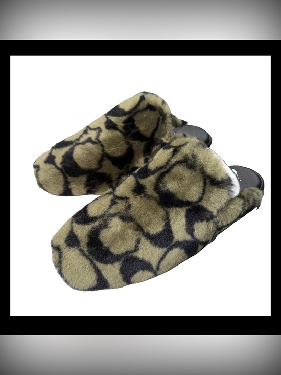 Coach Shoes - Coach Women’s Signature Shearling Slippers Size 9 in Olive